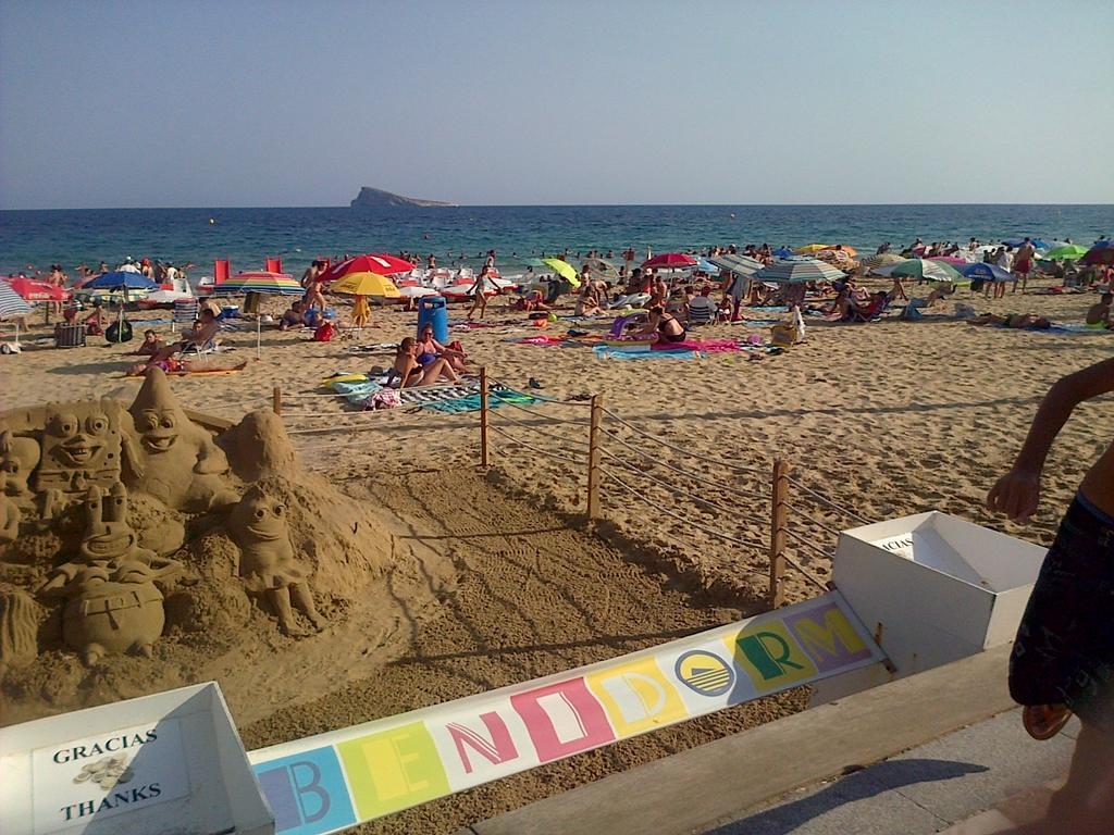 Hotel Iris Benidorm Exterior photo